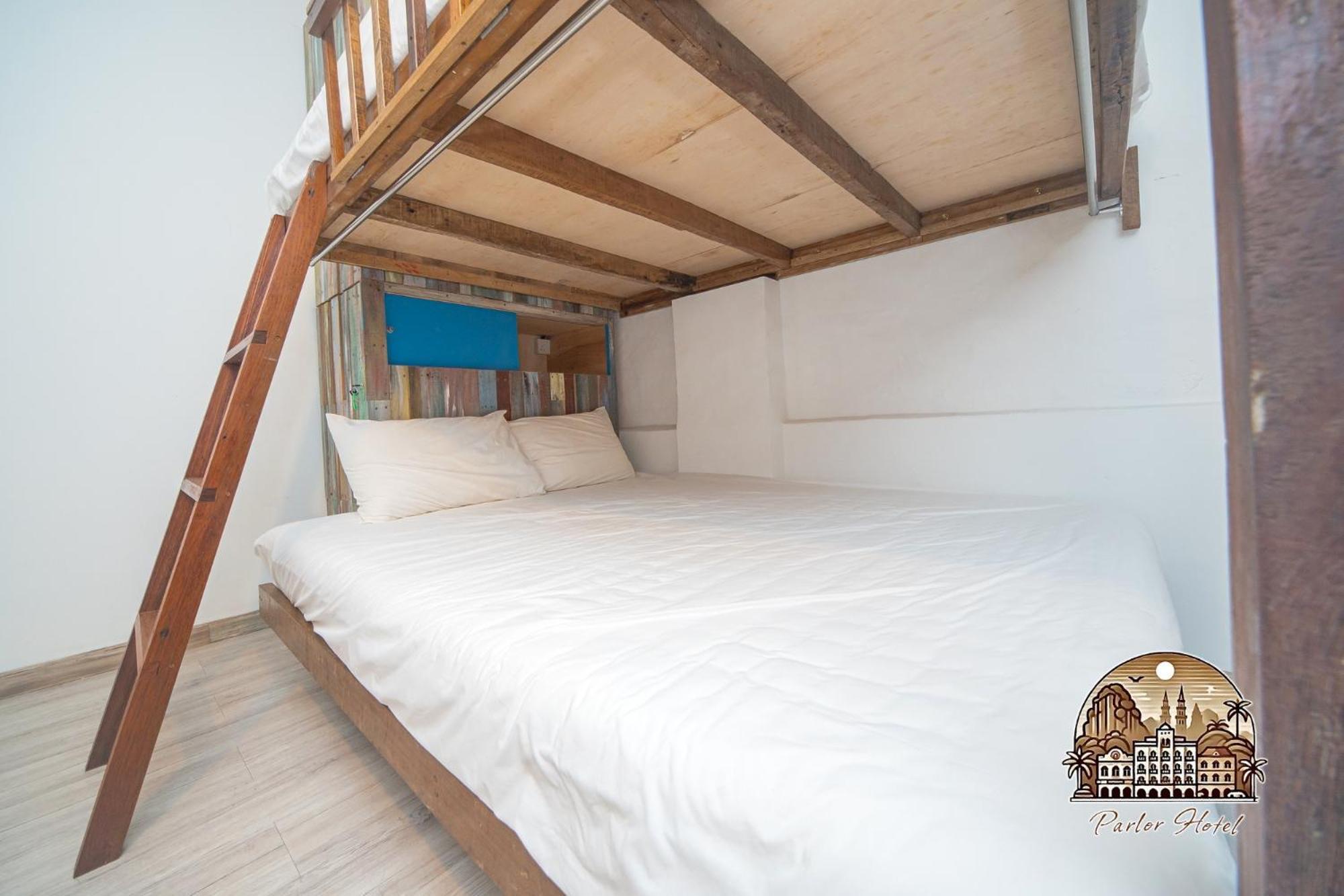Parlor Hotel Іпох Екстер'єр фото