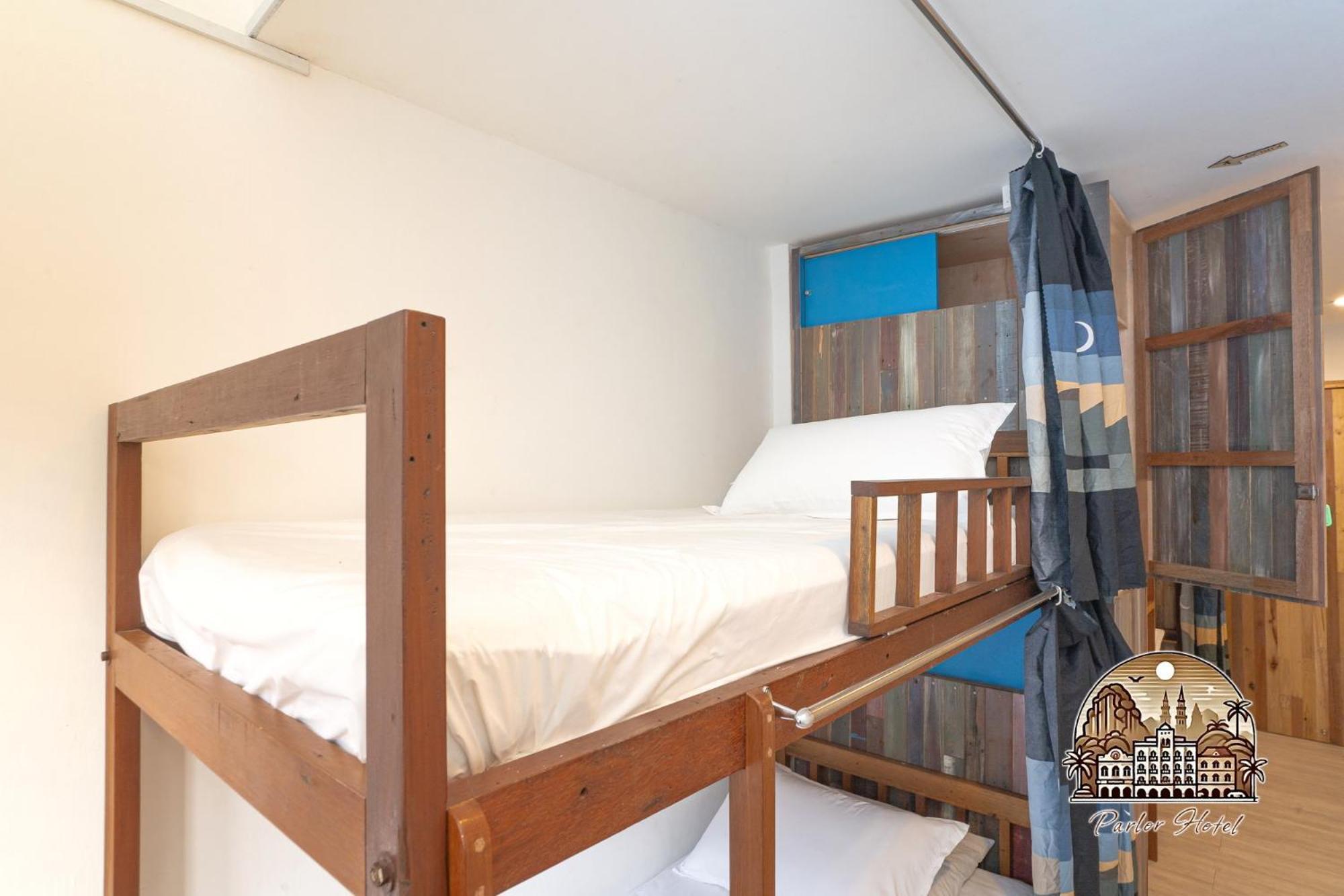 Parlor Hotel Іпох Екстер'єр фото